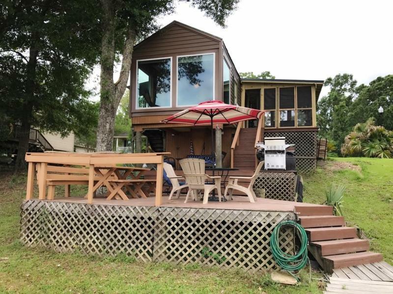 Cozy Cabin On The Bayou Maurepas المظهر الخارجي الصورة
